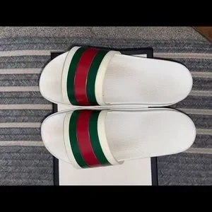 Gucci Sides white size 9 GUCCI Worldwide Sneakers in White Multi | Size 9 – More Than  main image 3